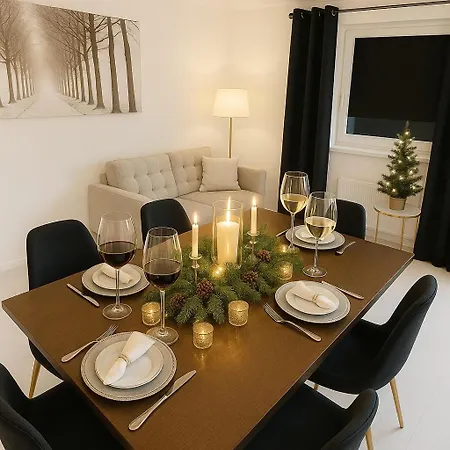 Med Tre Soverom Feel Like Гостевой дом Тромсё